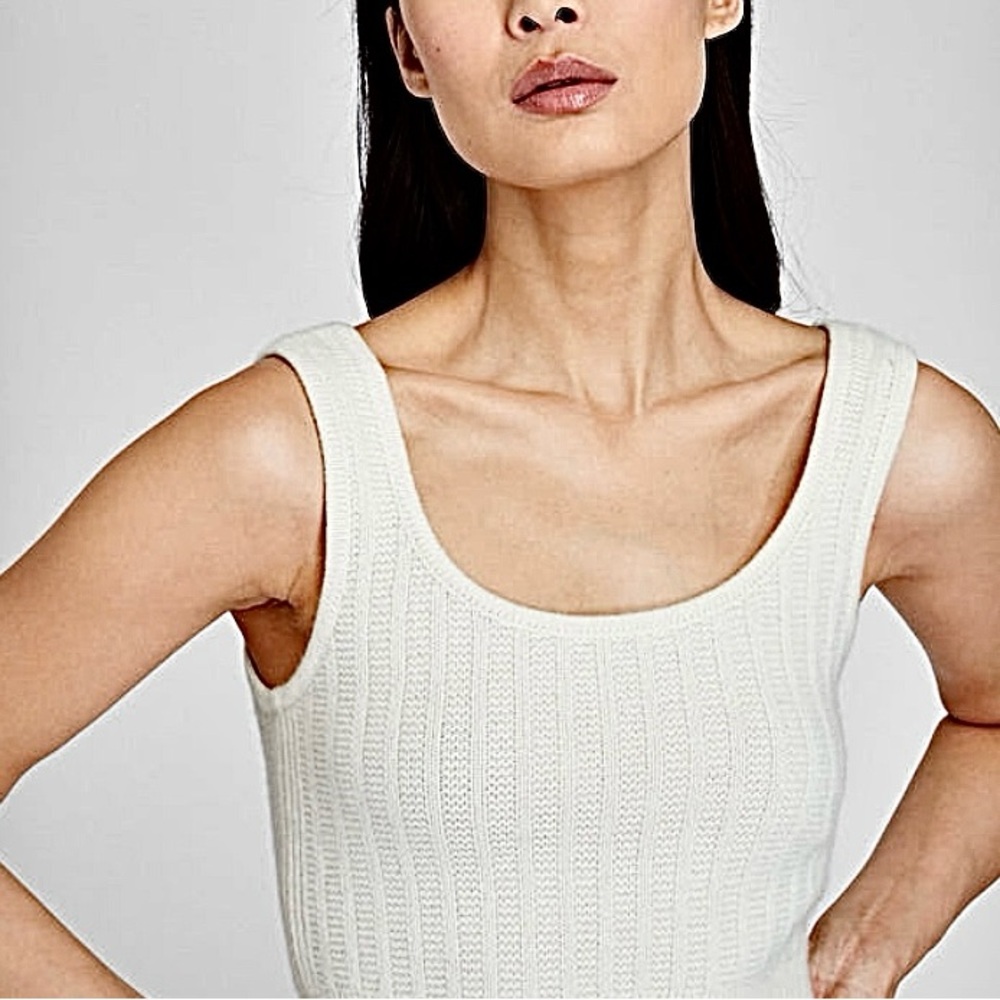 100% Cashmere Club Monaco Cream Knit Crop Top
